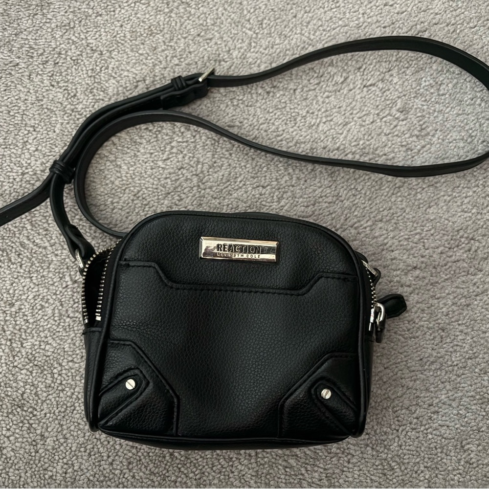 Kenneth Cole Reaction Black Crossbody Bag with Silver Hardware